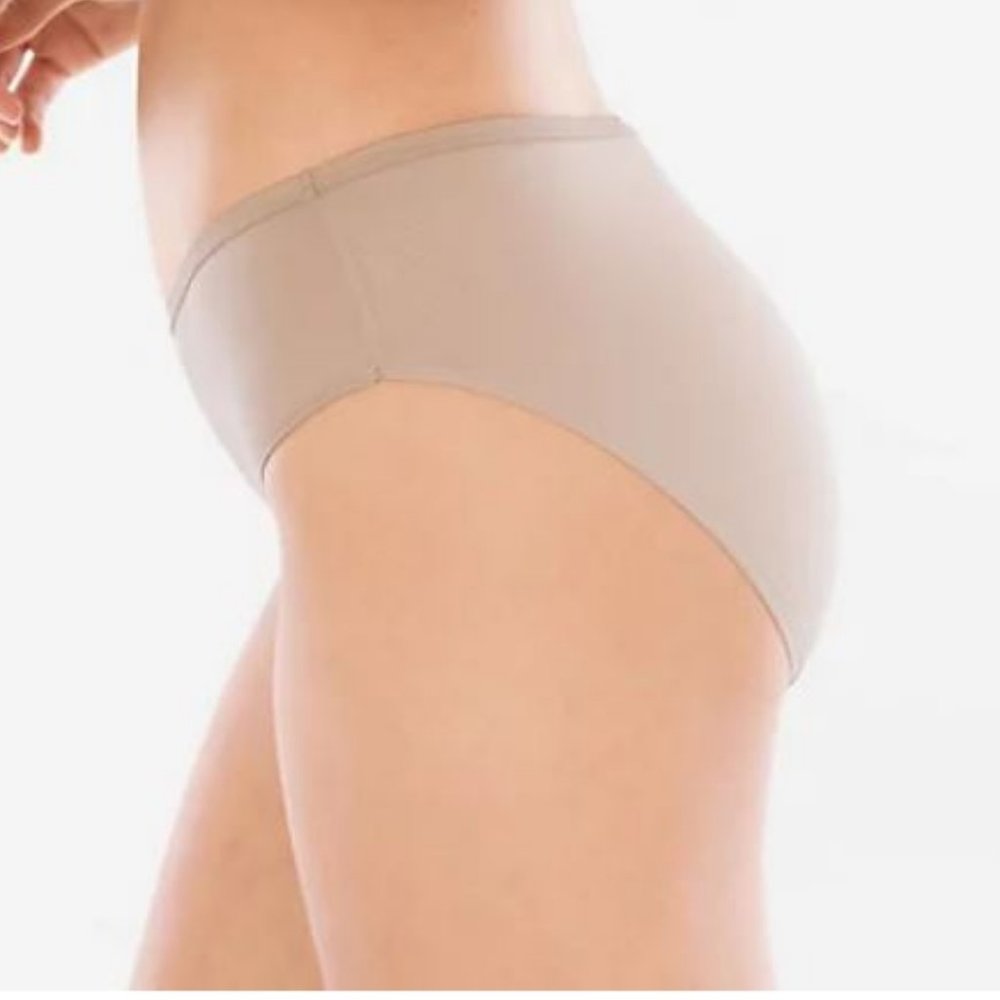 Soma S/4 Vanishing Edge Microfiber Hipster Briefs - Picture 3 of 4